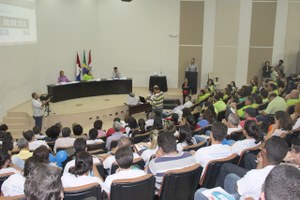 Candidatos a reitor da Ufal participam de debate