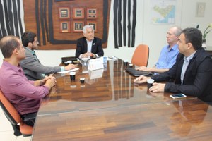 Coordenadores discutem com reitor organização de simpósio nacional na área de software