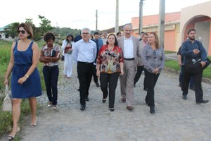 Ministro visita hospital veterinário e laboratórios da Ufal em Viçosa