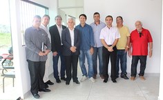 Reitor e pesquisadores do IC