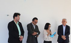 A diretora da Fale, Eliane Barbosa, fez uma homenagem à professora Januacele da Costa, uma das responsáveis pela elaboração do projeto da Cepel