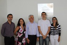 Pró-reitor de gestão institucional, Pedro Valentim; Reitor Eurico Lôbo e equipe da Superintendência de Infraestrutura durante inauguração do Depósito de Bens do Campus A.C. Simões