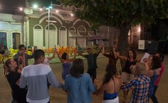 Ciranda de roda no show do grupo Malacada