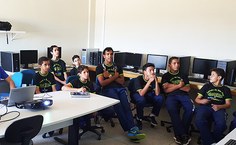 Alunos das escolas conhecendo os laboratórios do IM