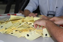 Votos estão sendo apurados no auditório do CIC