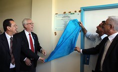 Descerramento de placa da sala em homenagem ao professor Carlos Henrique Tavares