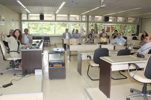 Presidente da Finep visita Ufal para acompanhar andamento de projetos