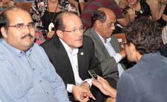 Diretor de Comunicação Zoroastro Santos e reitor em exercício do Ifal, Luiz Henrique de Govêa foram à solenidade (Foto: Renner Boldrino)