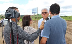 Eurico Lôbo em entrevista à imprensa fala sobre a proposta do novo campus, que terá eixo das exatas