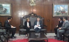 Senador recebeu os gestores da ufal em seu gabinete, em Brasília