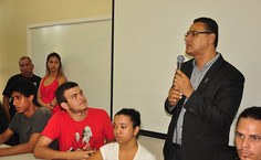 Vice reitor José Vieira também esteve presente e falou sobre a gravidade do fato ocorrido no Ichca