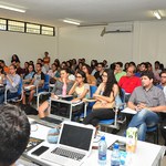 Professores de Economia e Direito avaliam impacto da PEC 241