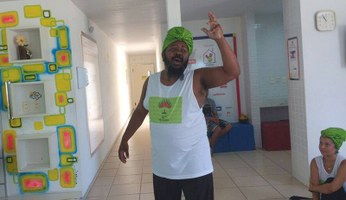 Projeto de extensão conta histórias para crianças com câncer