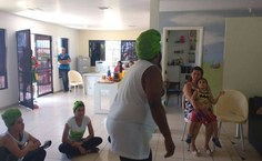 Momento lúdico com muita música de boas histórias