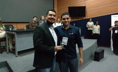 professor José Luis Gomes Marinho, coordenador do curso de Engenharia de Petróleo