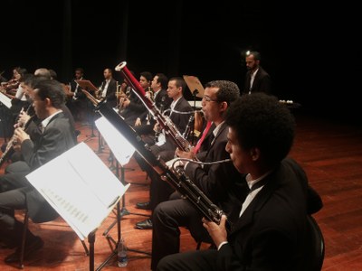 Orquestra Sinfônica em concerto realizado no Teatro Deodoro | nothing