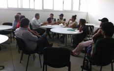 Antes da coletiva, as representantes da Pró Reitoria Estudantil, Edna Bezerra e Silvana Medeiros, reuniram se com os moradores da Residência Universitária