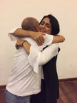 A atriz Adriana Manólia com o diretor Glauber Teixeira