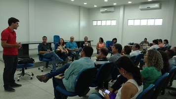 Diretores das unidades acadêmicas dialogam com o Sintufal sobre a greve