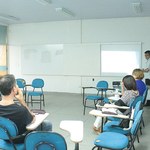 Idiomas sem Fronteiras é tema de mesa-redonda no Caiite 2016