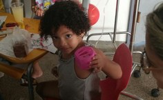 Crianças participando da festa