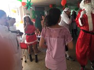 Festa natalina deu outros ares ao tratamento sofrido pelas crianças do HGE