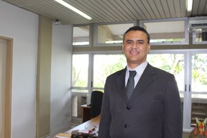 De office boy a vice-reitor da Ufal