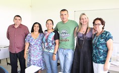 Fábia com os professores da banca de defesa da tese