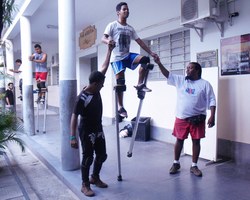 Escola Técnica de Artes sedia Oficina de Iniciação ao Teatro de Rua