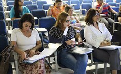 Banca examinadora analisa apresentação