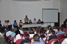Alunos, técnicos e docentes se reuniram em Arapiraca para discutir as melhorias para o campus. Foto: Thiago Prado