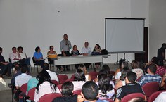 Alunos, técnicos e docentes se reuniram em Arapiraca para discutir as melhorias para o campus. Foto: Thiago Prado