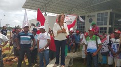 Reitora Valéria Correia debate com trabalhadores rurais