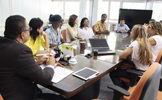 Vice reitor José Vieira recebeu comissão no gabinete