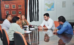 O presidente do IMA, Gustavo Lopes (de branco), lembrou que a Ufal já é parceira em muitas ações. Foto: Thiago Prado