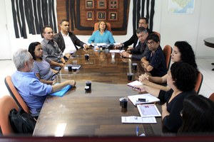 Ufal e Sindjornal discutem parceria para curso de especialização