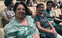 Vanira Tavares, com a mãe, Audinete Tavares, e o filho, Augusto José, aluno da Ufal