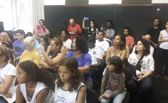 Plateia atenta prestigia recital da Camerata