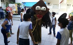 Apresentação no pátio do Espaço Cultural