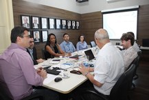 Pró-reitores de Pós-graduação e Pesquisa durante reunião. Foto: Ascom Fapeal