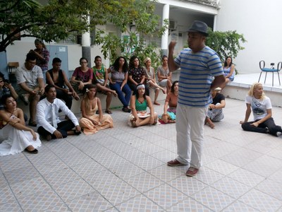 Nildo de Assis, filho do Mestre Verdelinho, foi um dos convidados para participar da aula espetáculo sobre coco alagoano