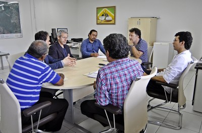 Professor Humberto Barbosa participa de reunião com gestores do Programa Euroclima