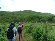 Estudantes da Ufal a caminho da Serra da Caiçara