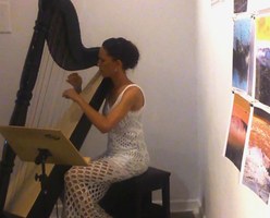 Harpista será atração na próxima Colação de Grau Social