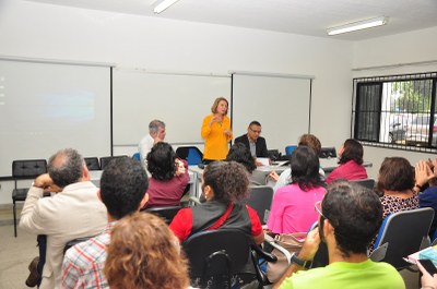 Reitora Valéria Correia durante Reitoria nas Unidades na Faculdade de Direito (Fotos: Thiago Prado)