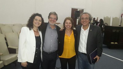 Valéria Correia com os reitores da Unifesp, UFRJ e UFBA