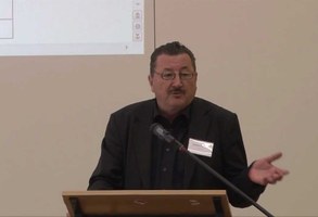 Universidade recebe professor da Alemanha para discutir história do comunismo