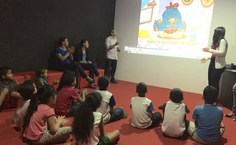 Crianças aprendem de forma lúdica