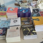 Edufal  faz doação de livros para a Flimar e a Flup