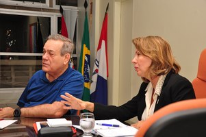 Reitora recebe a visita do deputado federal Ronaldo Lessa